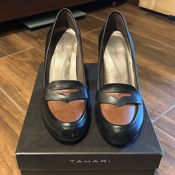 Tahari loafer Selena heel two tone - Picture 2 of 6